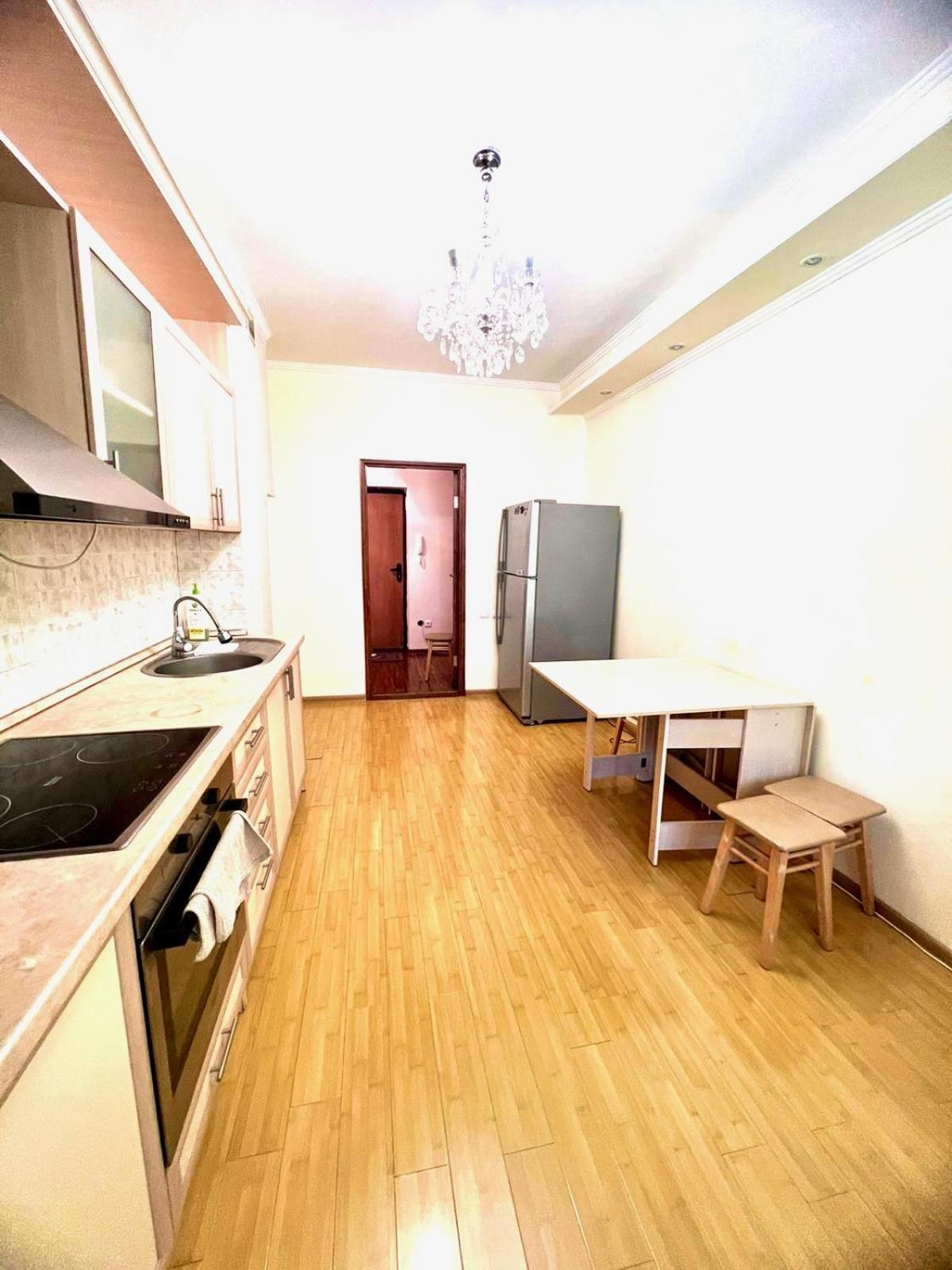 7 топовая локация у байтерека для 1-4 чел, комфортно, дома Apartment Nur-Sultan (Astana)